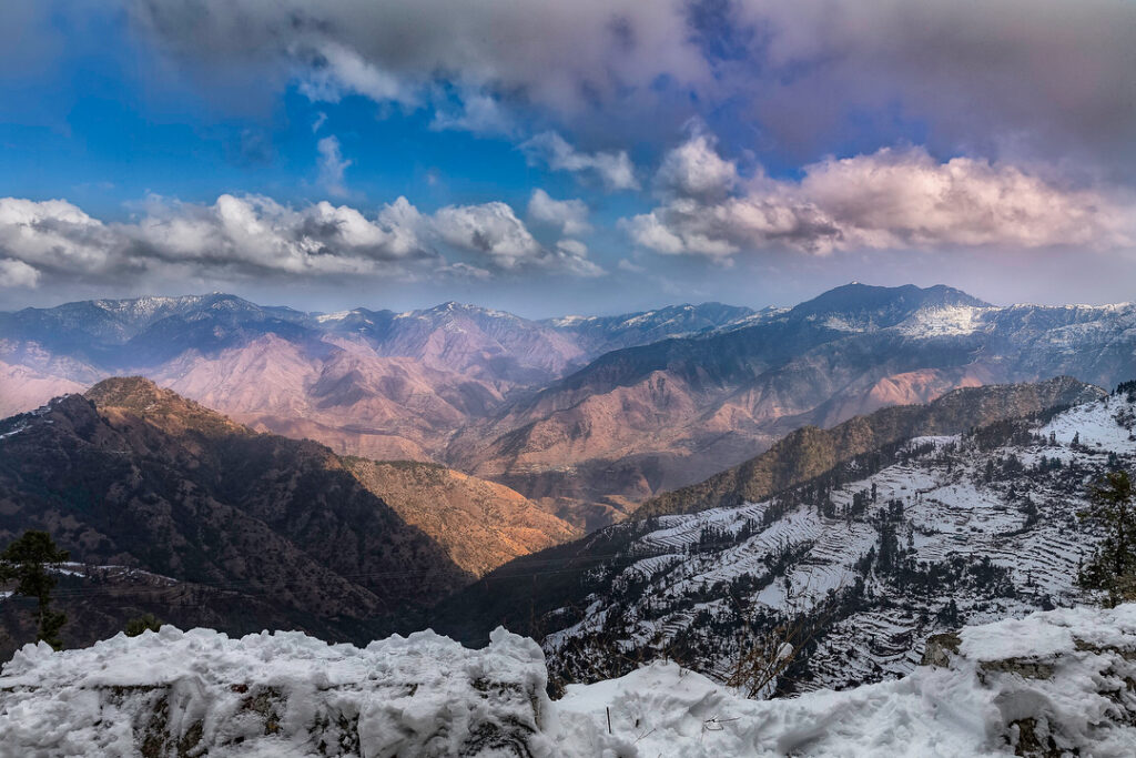 Dhanaulti-Snow